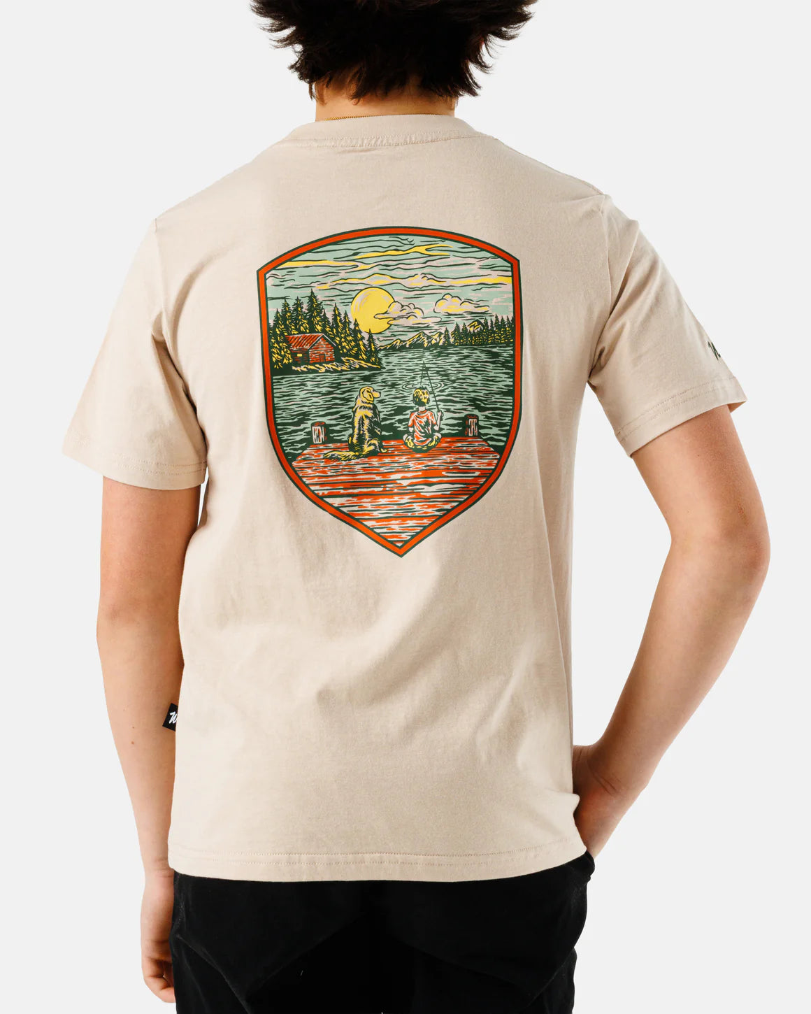 WAGGLE T-SHIRT